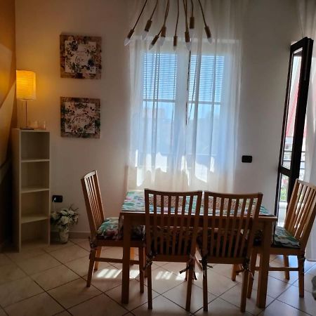 Relax Apartment Varcaturo Ngoại thất bức ảnh