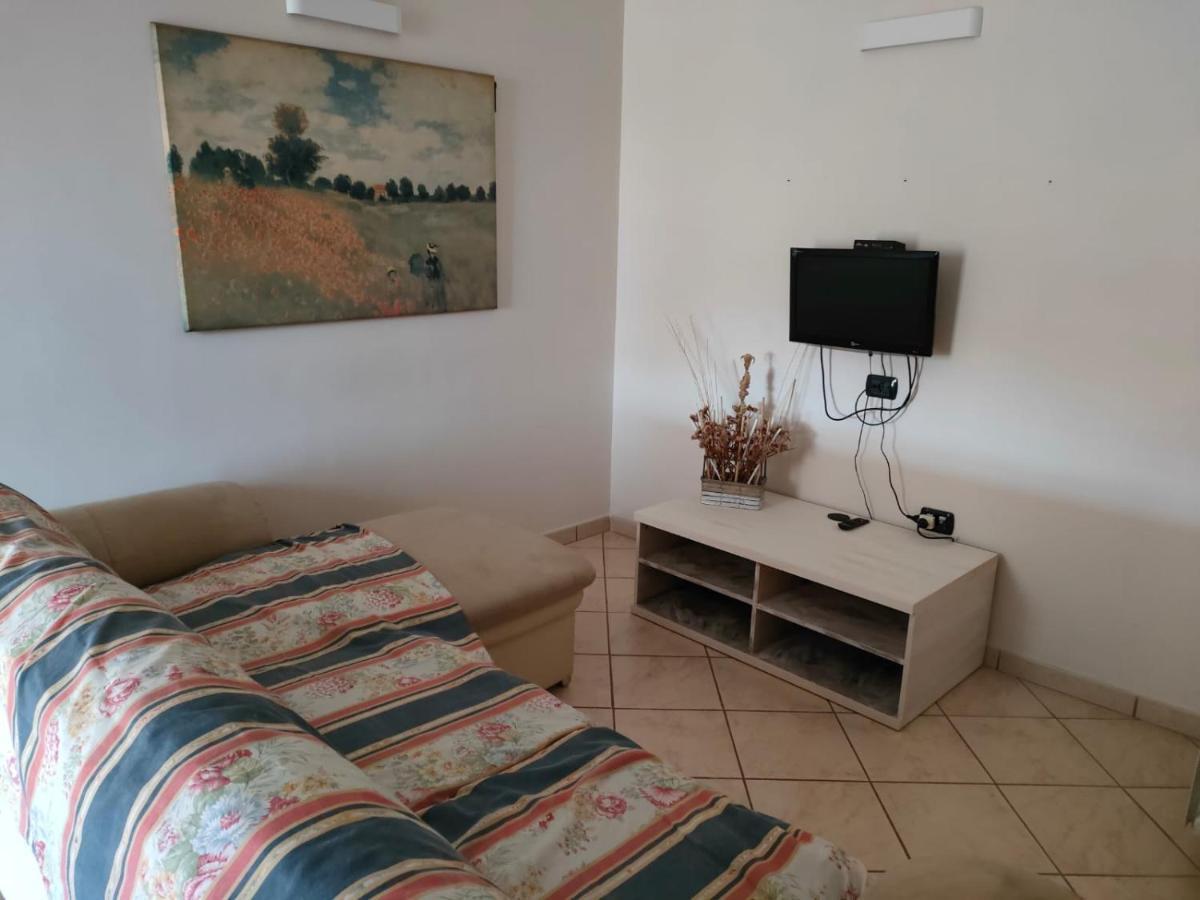 Relax Apartment Varcaturo Ngoại thất bức ảnh